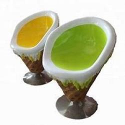 Скамейка-мороженое и стулья для парка аттракционов (арт. 26-1090535)