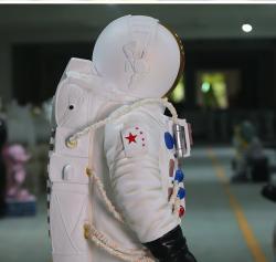 Скульптура Астронавт для Торгового центра из фибергласа (арт. 26-1090577)