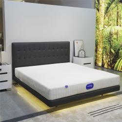 Кровать двуспальная деревянная мягкая для спальни (арт. 26-1702093)